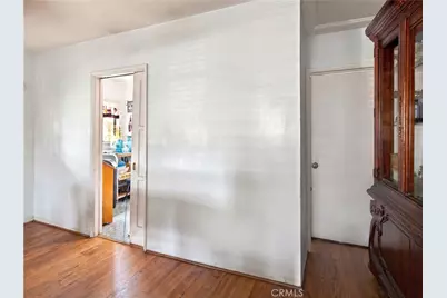 11605 Garfield, South Gate, CA 90280 - Photo 9