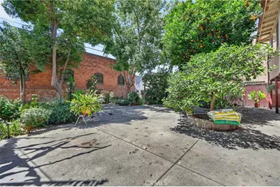 1664 W 12th, Los Angeles, CA 90015 - Photo 45
