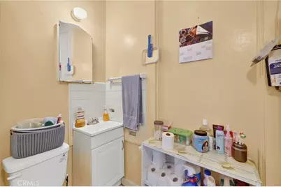 1664 W 12th, Los Angeles, CA 90015 - Photo 31