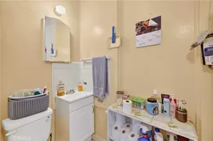 1664 W 12th, Los Angeles, CA 90015 - Photo 31