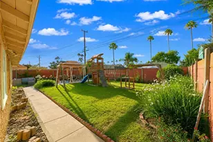 419 E 186th St, Carson, CA 90746 - Photo 17