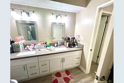 15712 Pasadena #8, Tustin, CA 92780 - Photo 9