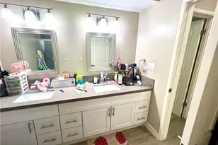 15712 Pasadena, Tustin, CA 92780 - Photo 9