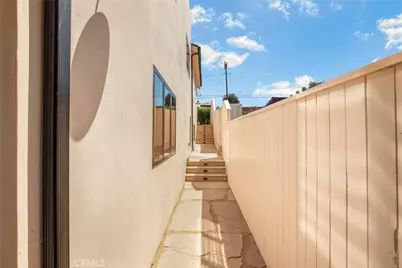 1102 W 6th, San Pedro, CA 90731 - Photo 19