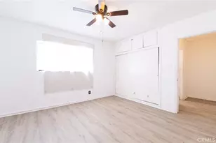 1035 W 107th, Los Angeles, CA 90044 - Photo 17
