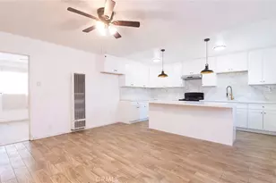 1035 W 107th, Los Angeles, CA 90044 - Photo 13