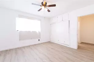 1035 W 107th, Los Angeles, CA 90044 - Photo 17