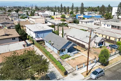 1035 W 107th, Los Angeles, CA 90044 - Photo 3