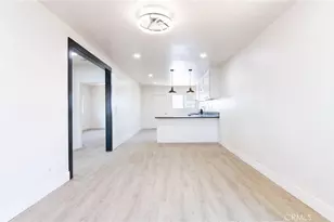 1035 W 107th, Los Angeles, CA 90044 - Photo 7