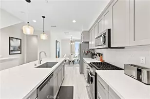 2931 Exposition Pl, Los Angeles, CA 90018 - Photo 7