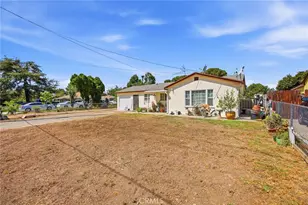 12394 16th St, Yucaipa, CA 92399 - Photo 3