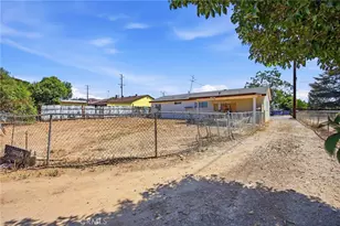 12394 16th St, Yucaipa, CA 92399 - Photo 13