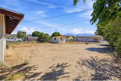 12394 16th Street, Yucaipa, CA 92399 - Photo 19