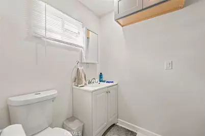 1113 E 85th, Los Angeles, CA 90001 - Photo 11