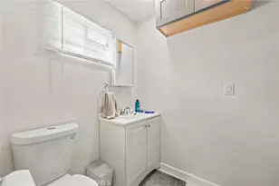 1113 E 85th, Los Angeles, CA 90001 - Photo 11