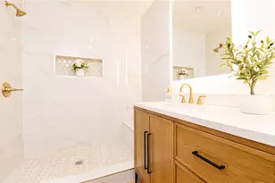 820 W Harding, Montebello, CA 90640 - Photo 41