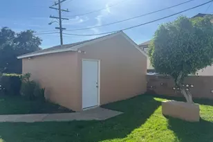1057 S 5th St, Montebello, CA 90640 - Photo 27