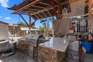 10626 Olive Grove Ave, Sunland, CA 91040 - Photo 27