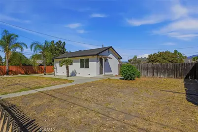 883 E Columbia Avenue, Pomona, CA 91767 - Photo 5