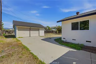 883 E Columbia Ave, Pomona, CA 91767 - Photo 25