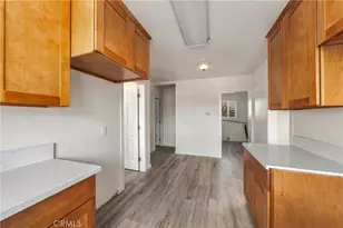 883 E Columbia Ave, Pomona, CA 91767 - Photo 13
