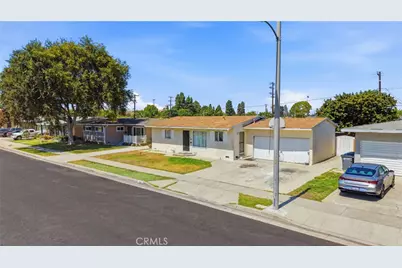 139 E 229th Street, Carson, CA 90745 - Photo 5