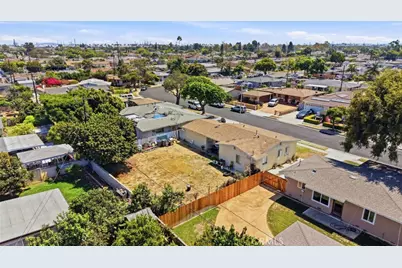 139 E 229th Street, Carson, CA 90745 - Photo 37