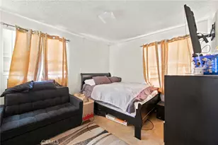 139 E 229th St, Carson, CA 90745 - Photo 31