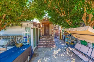 307 N Kern Ave, East Los Angeles, CA 90022 - Photo 25
