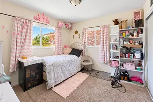 17359 Hawthorne Ave, Fontana, CA 92335 - Photo 15