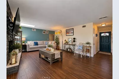 17359 Hawthorne Avenue, Fontana, CA 92335 - Photo 3
