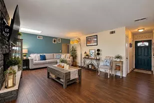 17359 Hawthorne Ave, Fontana, CA 92335 - Photo 3