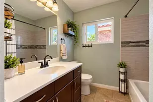 17359 Hawthorne Ave, Fontana, CA 92335 - Photo 11