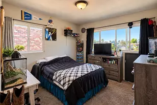 17359 Hawthorne Ave, Fontana, CA 92335 - Photo 9