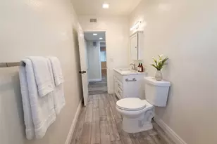 5354 Lindley, Encino, CA 91316 - Photo 17