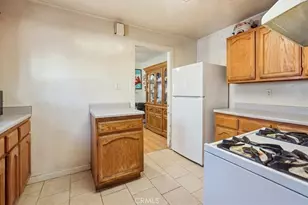 2821 N Hollister Ave, Los Angeles, CA 90032 - Photo 15