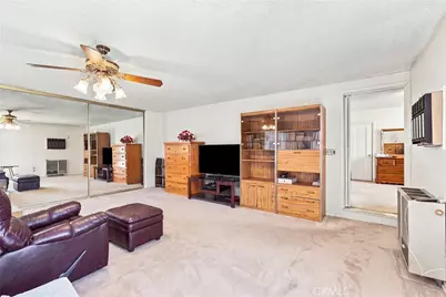 7819 Dalton, Los Angeles, CA 90047 - Photo 27