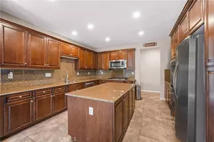 30411 Lamplighter Ln, Menifee, CA 92584 - Photo 11