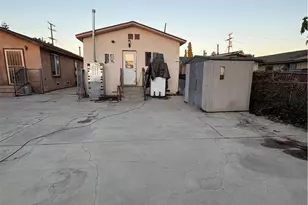 225 S Kern, Los Angeles, CA 90022 - Photo 17