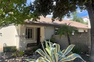 28984 River Oaks Ln, Highland, CA 92346 - Photo 3