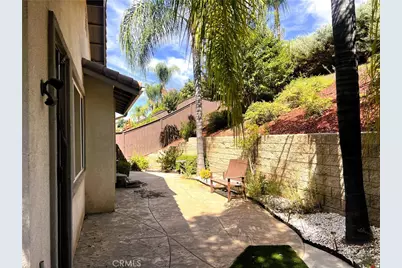 28984 River Oaks Lane, Highland, CA 92346 - Photo 5