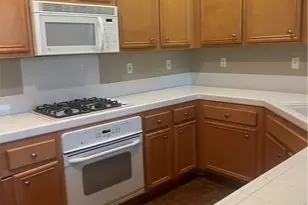 28984 River Oaks Ln, Highland, CA 92346 - Photo 19