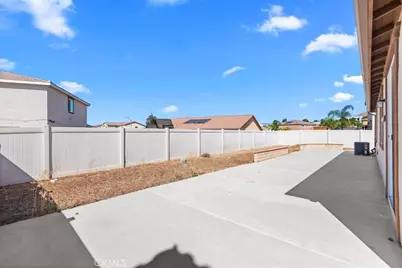 4662 Palmilla, Perris, CA 92571 - Photo 41