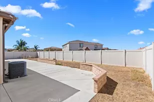 4662 Palmilla, Perris, CA 92571 - Photo 43