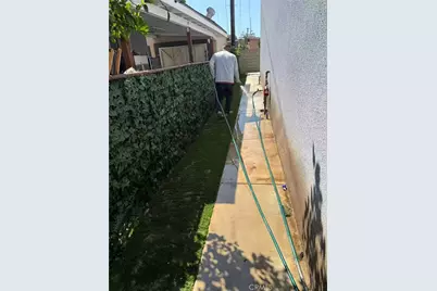 1231 S Rowan Avenue, Los Angeles, CA 90023 - Photo 31