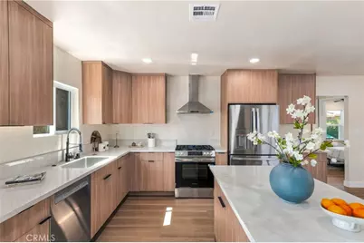 1724 W 43rd Street, Los Angeles, CA 90062 - Photo 17