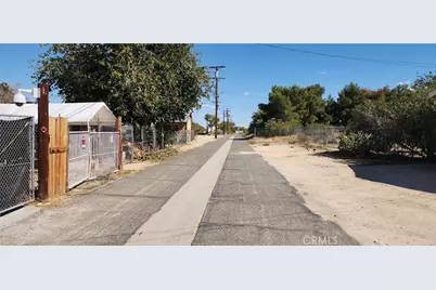 12529 E Avenue V10, Pearblossom, CA 93553 - Photo 43