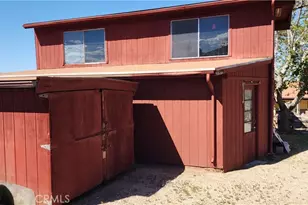 12116 E Ave V10, Pearblossom, CA 93553 - Photo 57