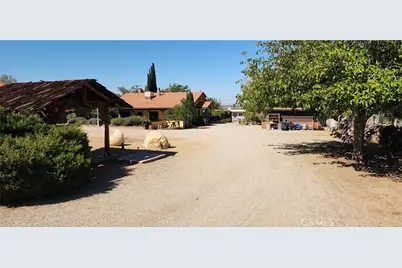 12116 E Avenue V10, Pearblossom, CA 93553 - Photo 21