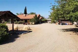 12116 E Ave V10, Pearblossom, CA 93553 - Photo 21